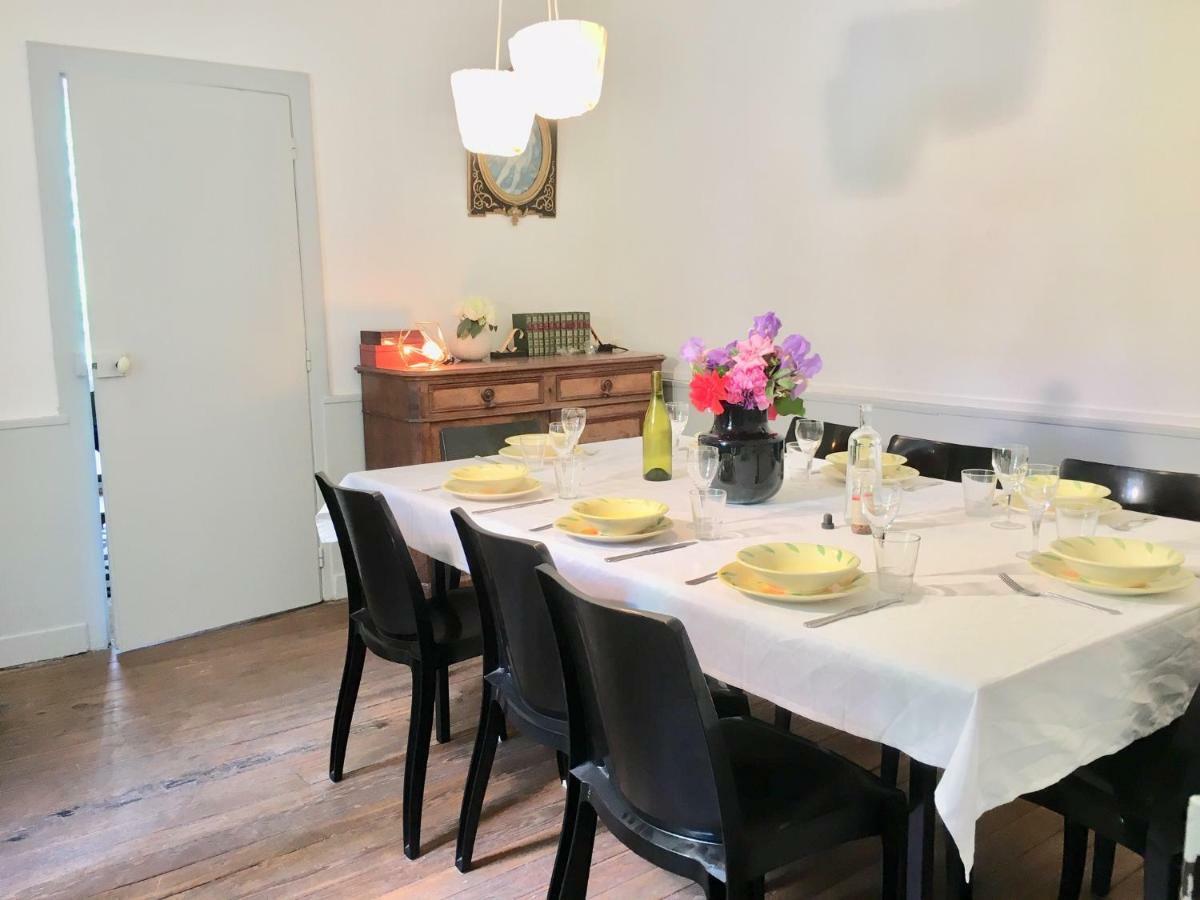 La Maison Des Amis Nuits Екстер'єр фото